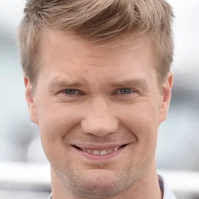 Photo star : Joonas  Suotamo