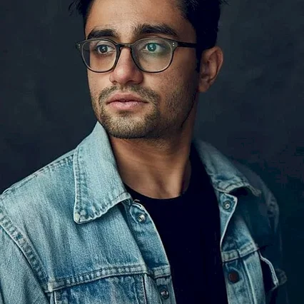  Aneesh Chaganty