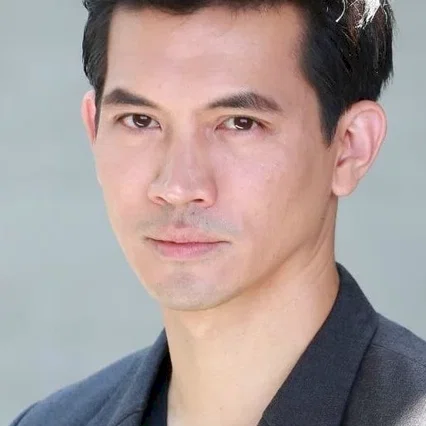  Theeradej Wongpuapan