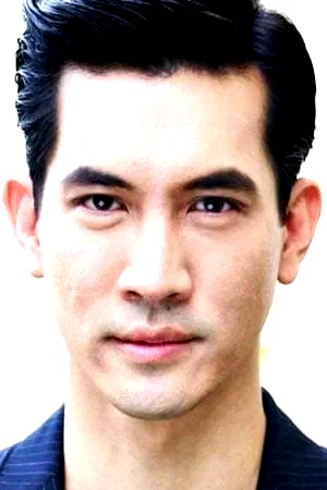  Theeradej Wongpuapan