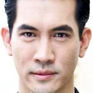  Theeradej Wongpuapan