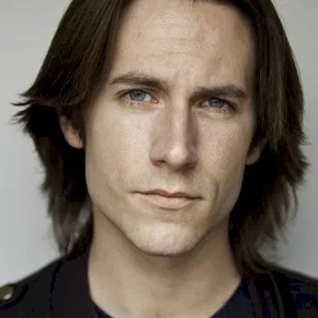 Photo star :  Matthew Mercer