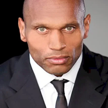  Mark Rhino Smith