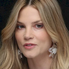 Photo star :  Sylvia Hoeks