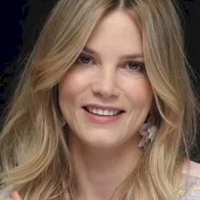 Photo star :  Sylvia Hoeks