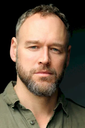 Photo de Elliot Cowan