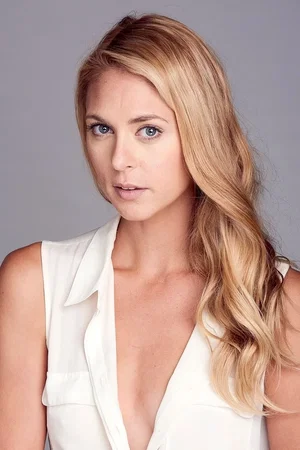  Sara Mitich