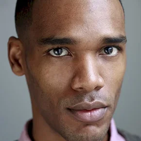 Photo star : Parker Sawyers