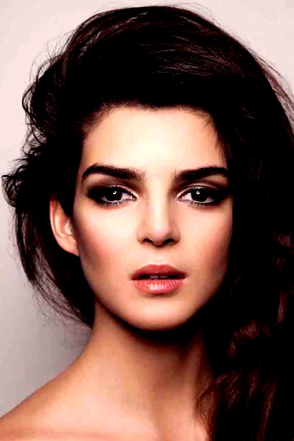 Clara Lago