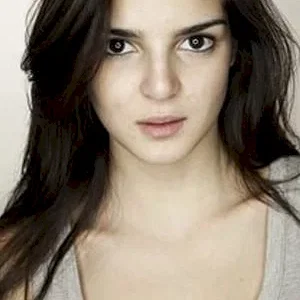 Clara Lago