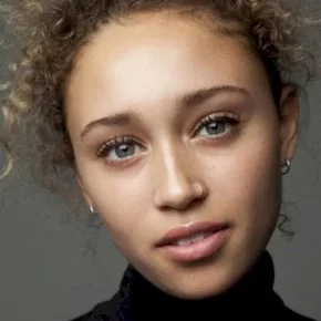 Photo star :  Ella-Rae Smith