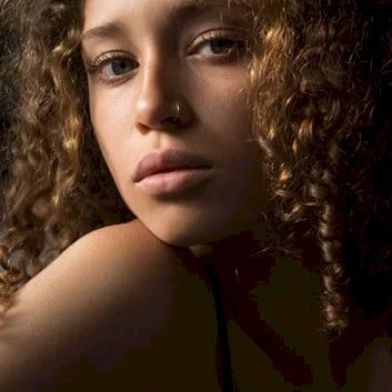  Ella-Rae Smith