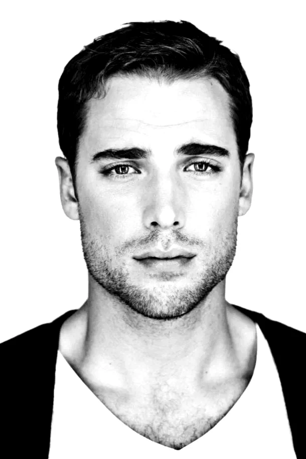 Dustin Milligan