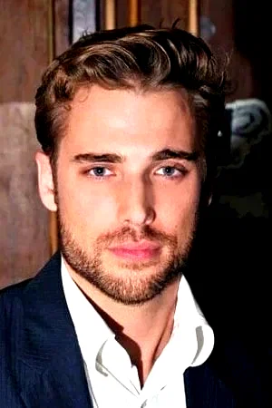 Dustin Milligan