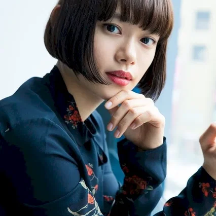  Hana Sugisaki