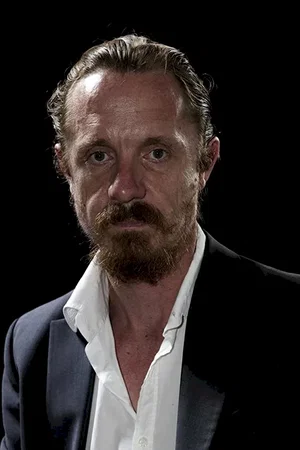 Matthew Sunderland photo