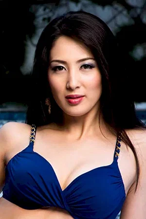  Ikumi Yoshimatsu photo