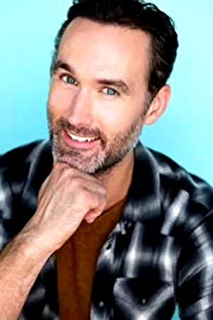  Corey MacIntosh