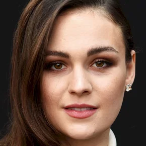 Photo star : Sophie Skelton