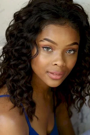  Ajiona Alexus photo
