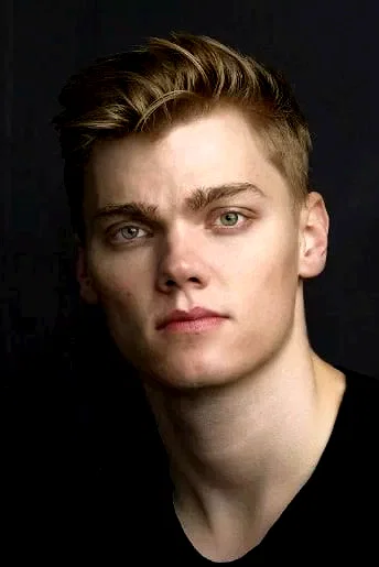  Levi Meaden