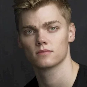 Photo star :  Levi Meaden