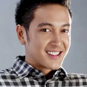 Photo star :  Dimas Anggara