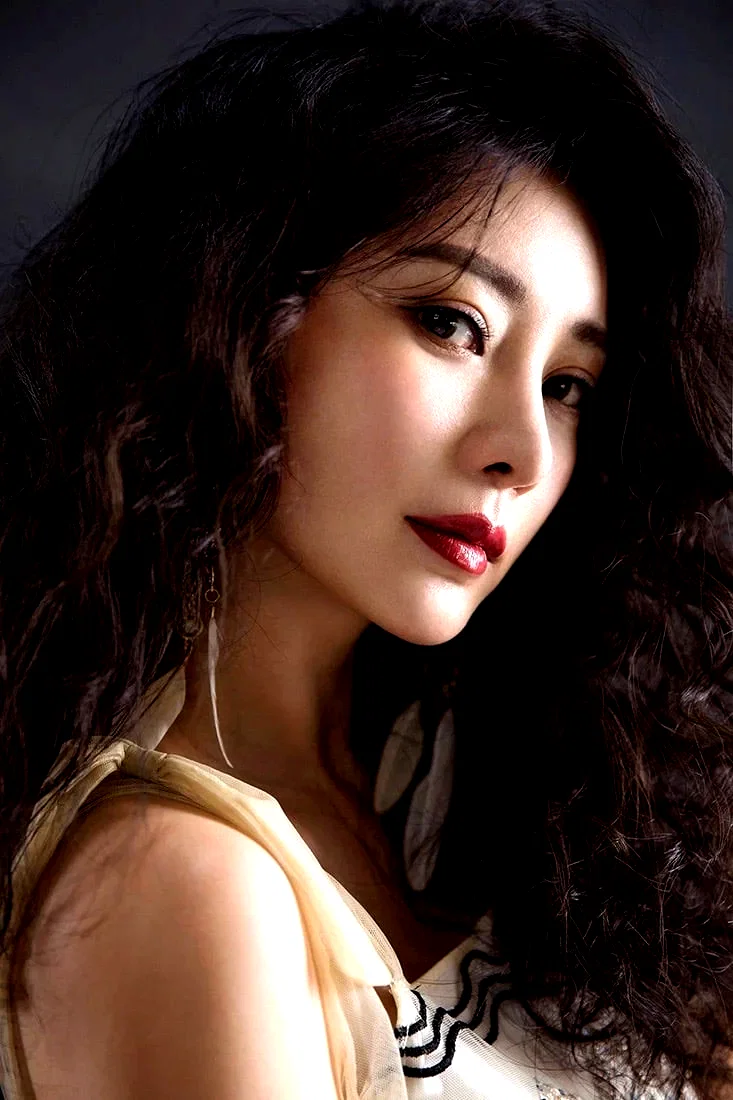  Liu Yan
