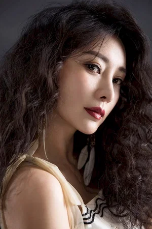 Liu Yan photo