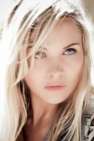  Amy Johnston photo
