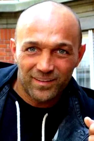  Marcos Magalhaes