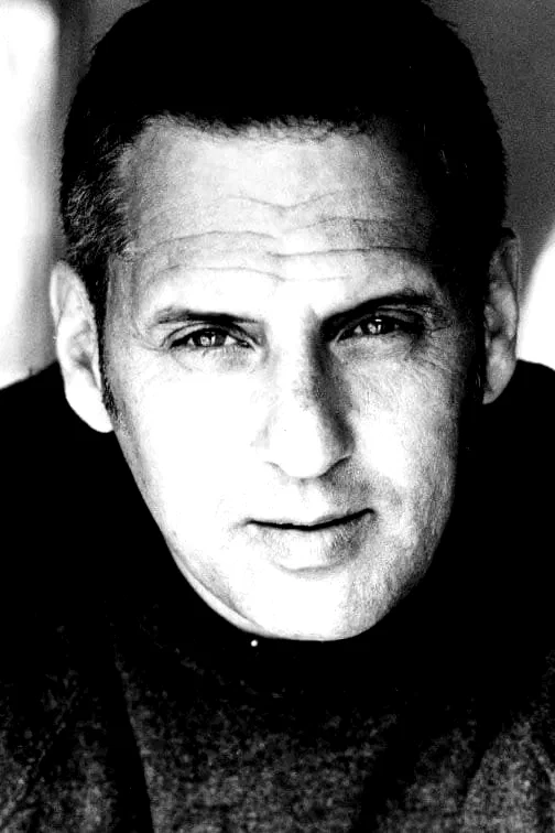 Vincent Riotta