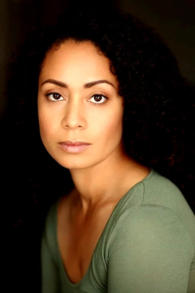  Nicole Anthony