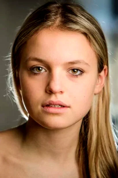  Emily Reid