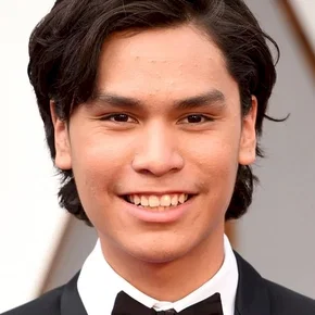 Photo star :  Forrest Goodluck