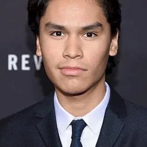 Photo star :  Forrest Goodluck