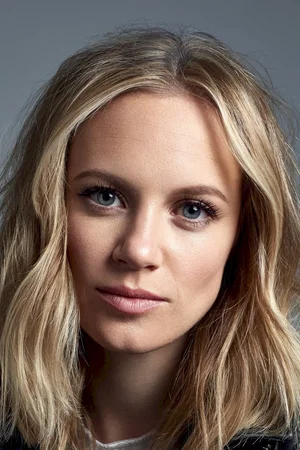 Danielle Savre photo