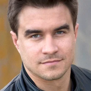 Photo star : Rob Mayes