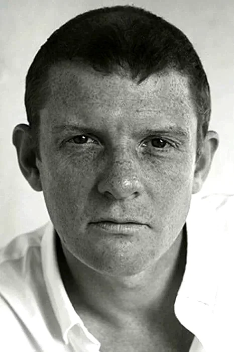  Cameron Robertson