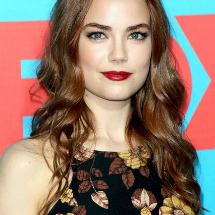  Rebecca Rittenhouse