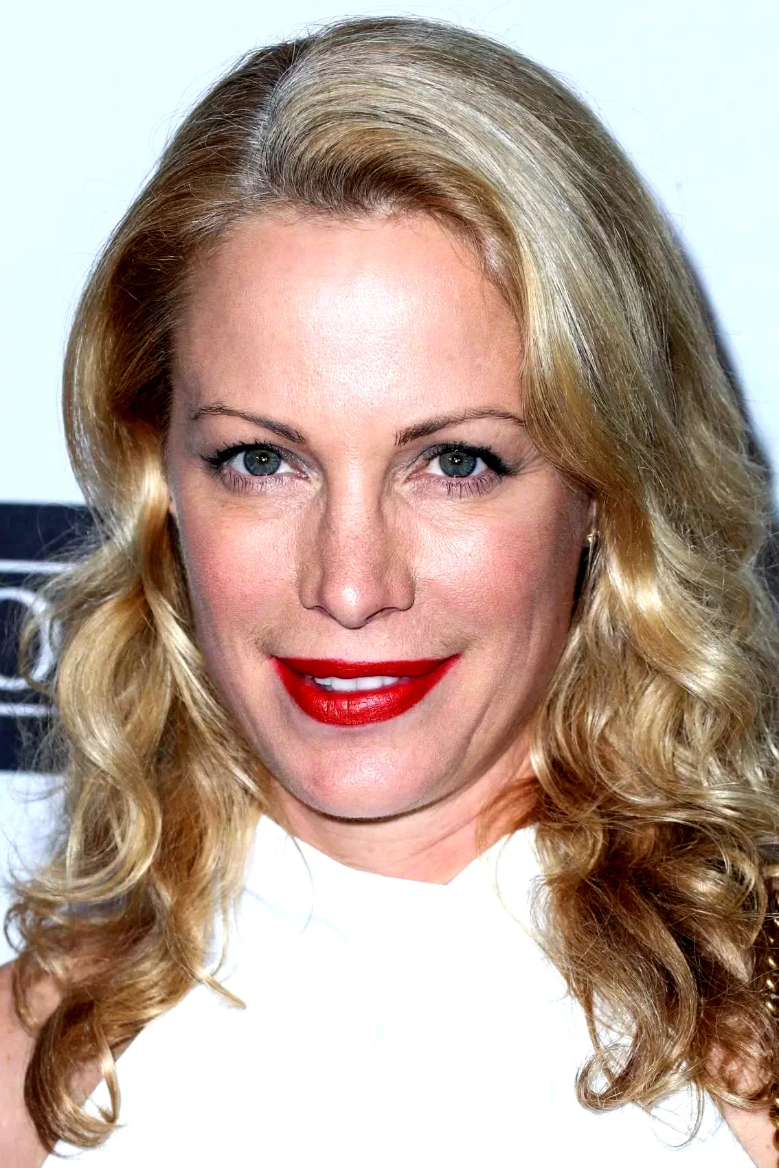  Alison Eastwood