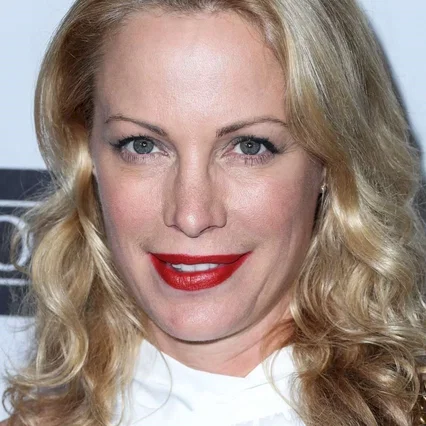  Alison Eastwood