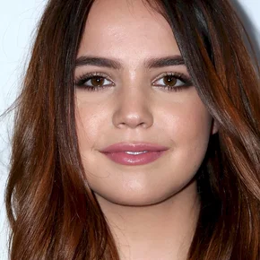 Photo star : Bailee  Madison