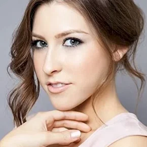 Photo star : Eden Sher