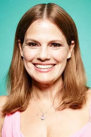 Suzanne Cryer photo