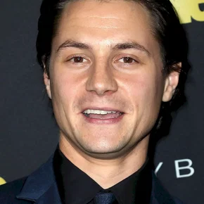 Photo star : Augustus Prew