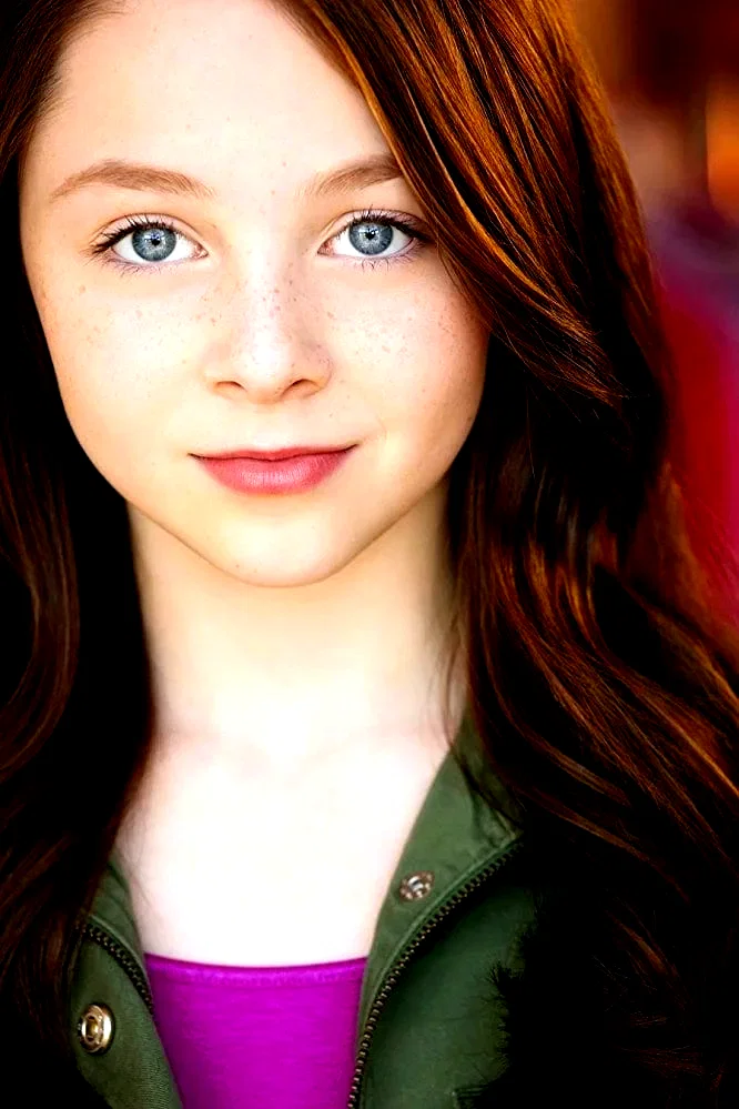  Kitana Turnbull