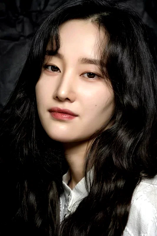  Jeon Jong-seo