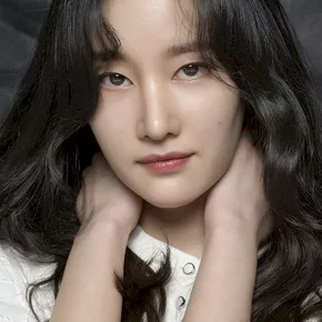 Photo star :  Jeon Jong-seo