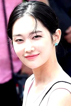  Jeon Jong-seo